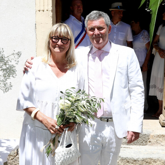 Exclusif - Mariage civil de Christine Bravo et Stéphane Bachot devant la mairie de Occhiatana en Corse © Dominique Jacovides / Bestimage