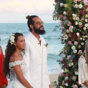 Joakim Noah, Lais Ribeiro - Joakim Noah et Lais Ribeiro se sont mariés devant leurs amis et leur famille sur la plage de Trancoso au Brésil le 13 juillet 2022.