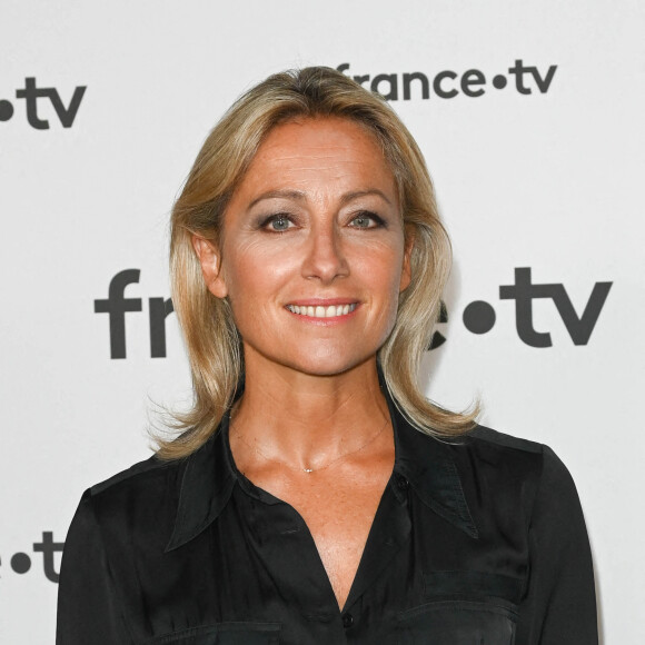 Anne-Sophie Lapix au photocall pour la conférence de presse de rentrée de France TV à la Grande Halle de la Villette à Paris, France, le 6 juillet 2022. © Coadic Guirec/Bestimage