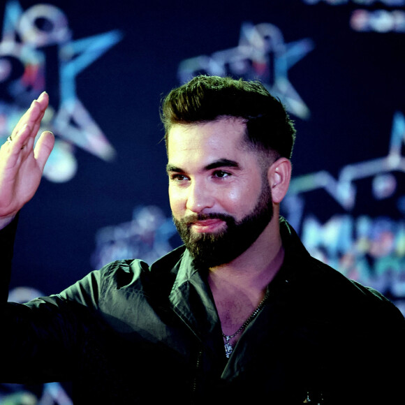 Kendji Girac au photocall de la 24e édition des "NRJ Music Awards (NMA)" au Palais des Festivals à Cannes le 18 novembre 2022. © Dominique Jacovides / Bestimage