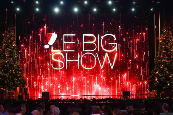 Exclusif - Illustration - Enregistrement de l'émission "Le Big Show", spécial Noêl, au Théâtre Marigny à Paris, présentée par Jarry, diffusée le 20 décembre à 21h10 sur France 2 © Coadic Guirec / Bestimage