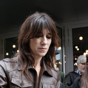 Charlotte Gainsbourg signe des autographes lors du Festival du Film de Zurich 2022, le 26 septembre 2022. © Future-Image via Zuma Press/Bestimage