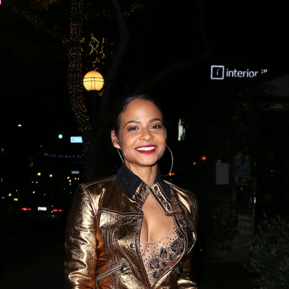 Christina Milian et J. Ryan La Cour à la sortie du "Harlowe Bar" à Los Angeles, le 19 décembre 2022.  Christina Milian and BFF Pretty Little Things Boss, J. Ryan La Cour were seen leaving the Harlowe Bar in West Hollywood. 