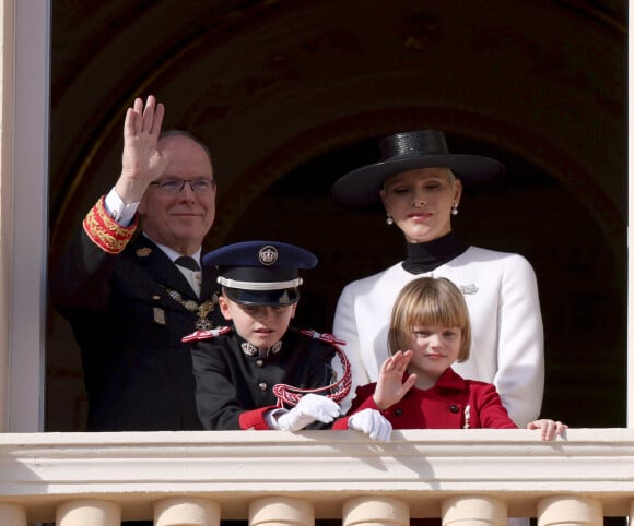 Le prince Albert II de Monaco, La princesse Charlène de Monaco, Le prince Jacques de Monaco, marquis des Baux, La princesse Gabriella de Monaco, comtesse de Carladès lors de la Fête Nationale de la principauté de Monaco, le 19 novembre 2022. © Claudia Albuquerque/Bestimage 