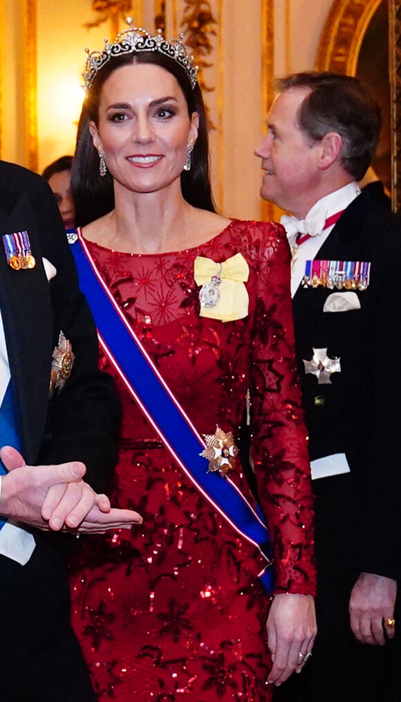 Catherine Kate Middleton, princesse de Galles - La famille royale d'Angleterre lors de la réception des corps diplômatiques au palais de Buckingham à Londres le 6 décembre 2022.