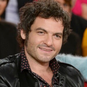 Le chanteur M (Matthieu Chedid) - Enregistrement de l'emission "Vivement Dimanche" a Paris le 26 novembre 2013. L'emission sera diffusee le 1er decembre.