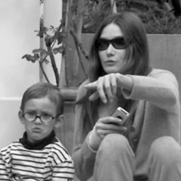 Carla Bruni et Aurélien Enthoven : photo craquante pour l'anniversaire de la chanteuse