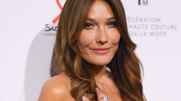 Carla Bruni fête ses 55 ans : belle photo complice avec son fils Aurélien Enthoven, très nostalgique