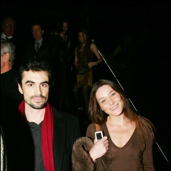 Carla Bruni et Raphaël Enthoven à Paris.