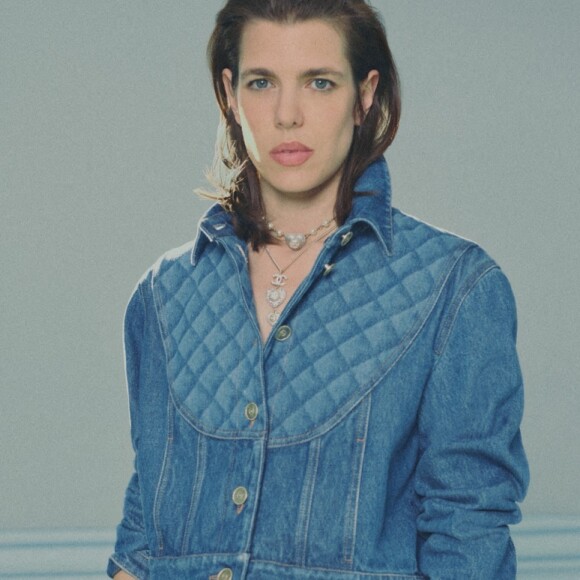 Charlotte Casiraghi pose pour la campagne automne hiver 2022 de Chanel. Paris. Le 27 juillet 2022.