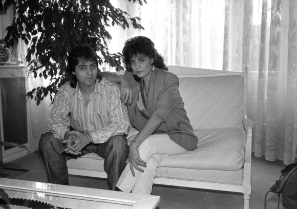 Rétro - Décès de Linda de Suza - Archives - Rendez-vous avec Linda de Suza et son fils Joao à son domicile parisien. Le 2 mars 1989  