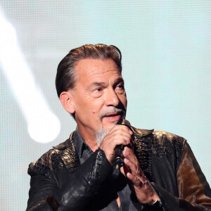 Exclusif - Florent Pagny - Concert "Unis pour le Liban" à l'Olympia à Paris. Le 1er octobre 2020 Parrainé par le célèbre trompettiste I.Maalouf, ce grand concert caritatif a été retransmis depuis l'Olympia sur France 2. De nombreux artistes ont répondu présents pour cet événement hors norme, qui vise à récolter des fonds pour venir en aide au peuple libanais, touché par l'explosion du port de Beyrouth le 4 août dernier. L'intégralité des dons récoltés seront versés à La Croix Rouge libanaise. © Da Silva-Moreau / Bestimage