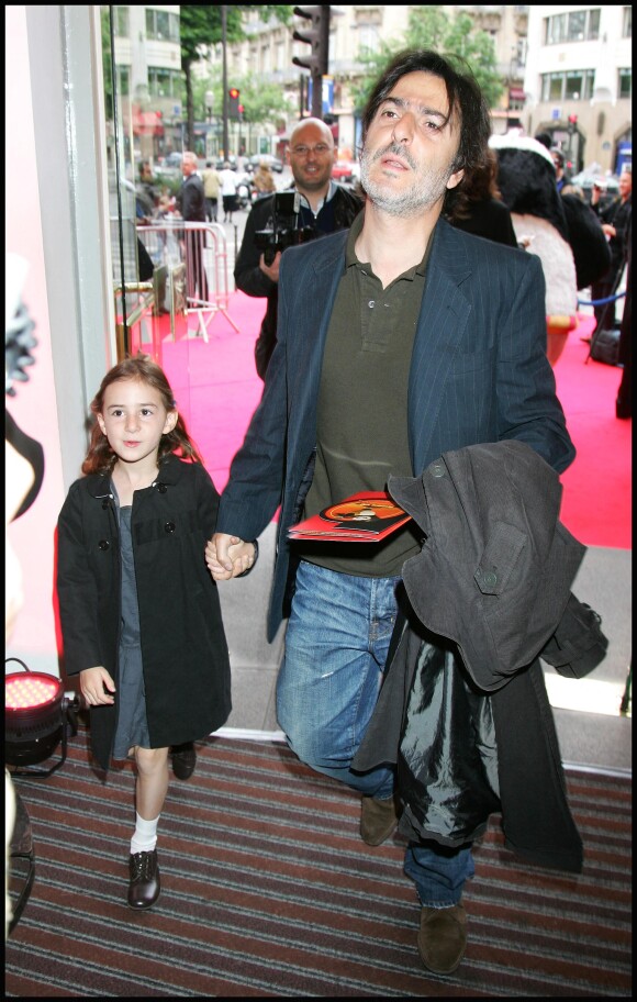 Yvan Attal et sa fille Alice - Avant-première du film "Kung-fu Panda" au cinéma Paramount Opéra le 8 juin 2008
