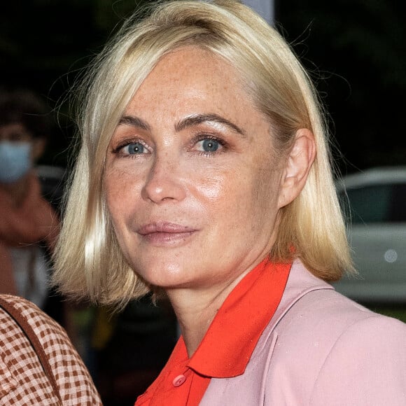 Emmanuelle Béart - Arrivées à la cérémonie de clôture du festival Plurielles à Compiègne, France, le 19 juin 2021. © Pierre Perusseau/Bestimage 