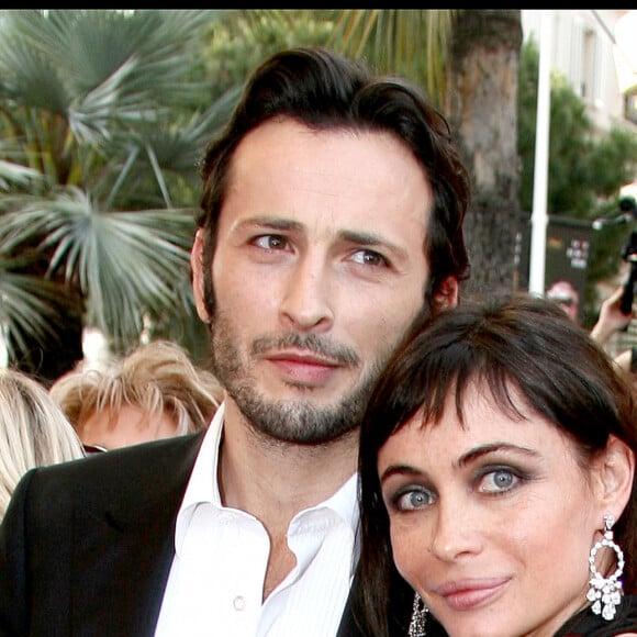 Emmanuelle Béart et Michael Cohen - Montée des marches du film "Synecdoche, New York" le 23 mai 2008