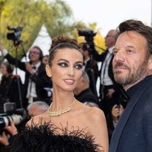 Info du 08/08/2022 (Samuel Le Bihan annonce sa rupture avec sa compagne Stefania Christian) - Samuel Le Bihan et sa compagne Stefania Cristian - Montée des marches pour la cérémonie de clôture du 75ème Festival International du Film de Cannes. Le 28 mai 2022 © Olivier Borde / Bestimage 