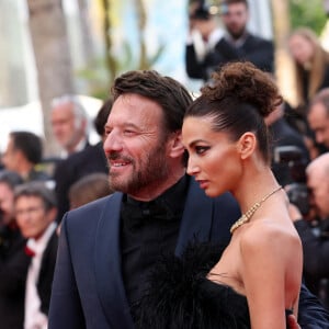 Info du 08/08/2022 (Samuel Le Bihan annonce sa rupture avec sa compagne Stefania Christian) - Samuel Le Bihan et sa compagne Stefania Cristian - Montée des marches pour la cérémonie de clôture du 75ème Festival International du Film de Cannes. Le 28 mai 2022 © Dominique Jacovides / Bestimage  Red carpet for the closing ceremony of the 75th Cannes International Film Festival. On may 28th 2022 