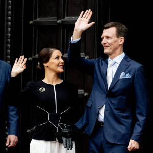 Le prince Joachim et la princesse Marie de Danemark - La famille royale danoise assiste à une réception avec un déjeuner officiel dans le cadre des célébrations du 50ème jubilé de la reine du Danemark à l'hôtel de ville de Copenhague, Danemark, le 12 novembre 2022. 