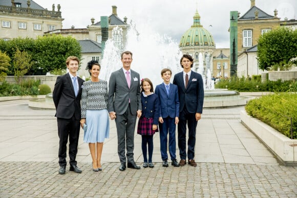 Prince Joachim et princesse Marie, prince Nikolai, prince Felix, prince Henrik, princesse Athena - Arrivées au déjeuner du jubilé des 50 ans de règne de la reine Margrethe II de Danemark sur le bateau royal danois Dannebrog à Copenhague. Le 11 septembre 2022 