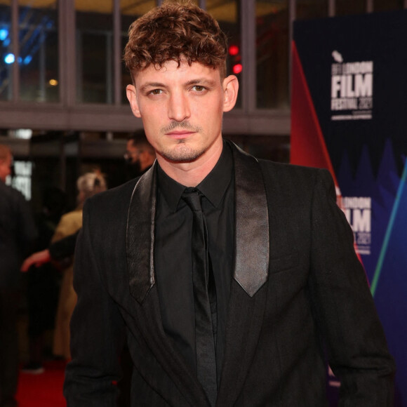 Niels Schneider - Virginie Efira assiste au Gala Benedetta Hedaline lors du London Film Festival à Londres, aux côtés de l'acteur N.Schneider, le 16 octobre 2021.