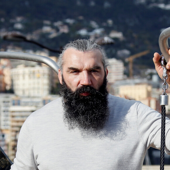 Exclusif - Sébastien Chabal inaugure le parkour connecté Monamov' sur la digue du vieux port de Monaco le 12 décembre 219. © Jean-François Ottonello / Nice Matin / Bestimage