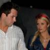 Paris Hilton et son petit ami Doug Reinhartd célèbrent les 29 ans de Paris au restaurant Ivy après une séance shopping  au Maxfield à West Hollywood le 17 février 2010