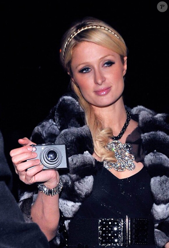 Paris Hilton et son petit ami Doug Reinhardt quittent le HWood après y avoir célébré les 29 ans de Paris avec quelques amis le 17 février 2010 à Los Angeles