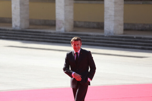 Le président de la République française, Emmanuel Macron - Les dirigeants des États membres de l'Union Européenne et des partenaires des Balkans occidentaux se réuniront pour un sommet à Tirana;, Albanie, le 6 décembre 2022. © Stringer/PixSell/Bestimage