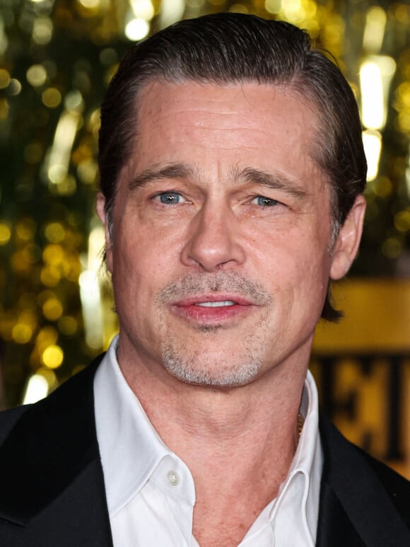 Brad Pitt à la première du film "Babylon" à l'academy Museum of Motion Pictures à Los Angeles, Californie, Etats-Unis, le 15 décembre 2022. 