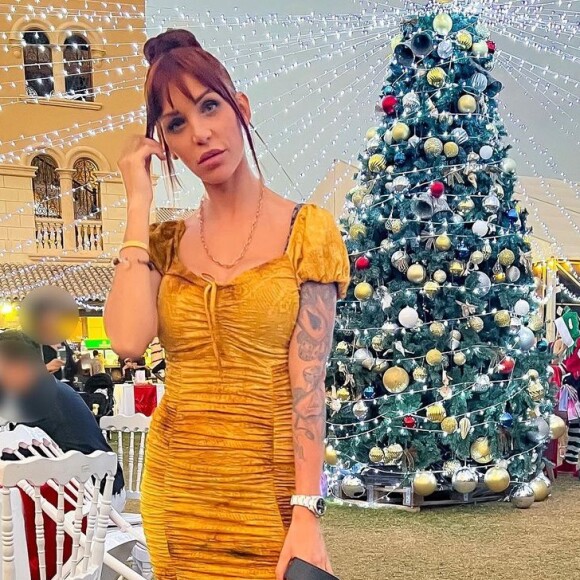 Julia Paredes prend la pose sur Instagram