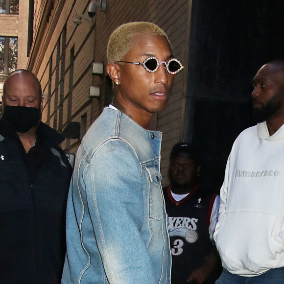 Pharrell Williams - Arrivée des personnalités à la soirée "Vogue Forces of Fashion" à New York le 14 octobre 2022. 