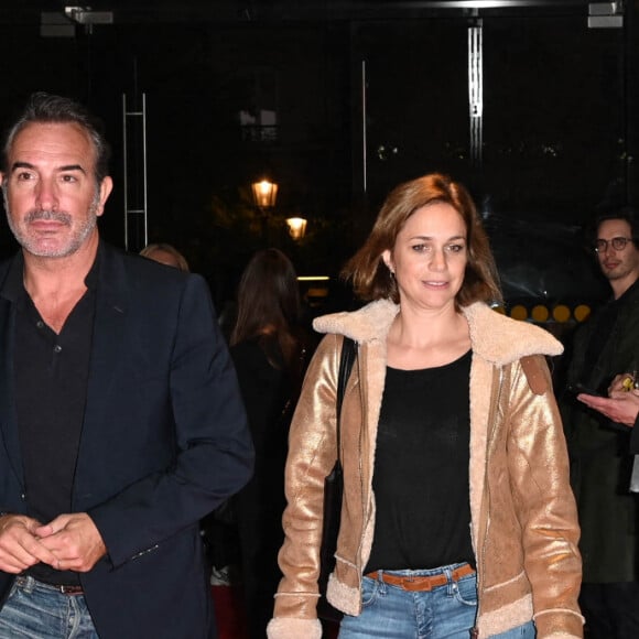 Jean Dujardin et sa femme Nathalie Péchalat - Avant-première du film "Mascarade" au cinéma Pathé Wepler à Paris. Le 20 octobre 2022 © Coadic Guirec / Bestimage