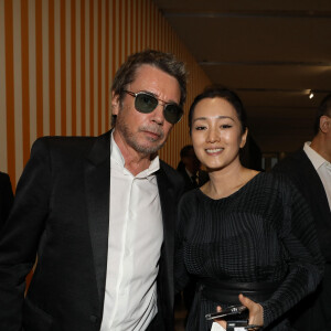 Jean-Michel Jarre et sa compagne Gong Li - Arrivée du Président de la République Emmanuel Macron et la première dame Brigitte Macron au Centre Georges Pompidou x West Bund Museum Project à Shanghai en Chine le 5 novembre 2019. © Dominique Jacovides / Bestimage 