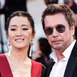 Gong Li et son compagnon Jean-Michel Jarre - Tapis rouge du film "Lan Xin Da Ju Yuan" (Saturday Fiction) lors du 76ème festival international du film de Venise, la Mostra, le 6septembre 2019. 