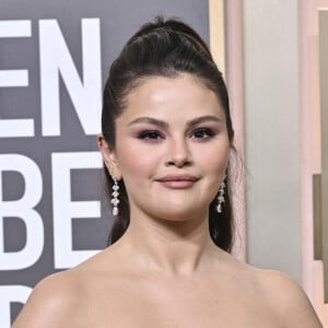 Selena Gomez au photocall de la cérémonie des Golden Globes, au "Beverly Hilton" à Los Angeles. HFPA via The Grosby Group / Bestimage 