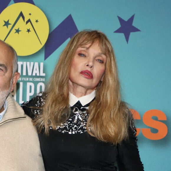 Gérard Jugnot, Arielle Dombasle - Cérémonie d'ouverture du 26e Festival international du film de comédie de l'Alpe d'Huez. © Dominique Jacovides / Bestimage