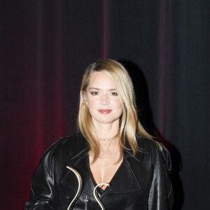 Virginie Efira (meilleure actrice pour "Les enfants des autres") - Cérémonie et Press room de la 28ème Cérémonie des Lumières de la presse internationale au Forum des Images à Paris le 16 janvier 2023. © Philippe Perusseau / Marc Ausset Lacroix / Bestimage 