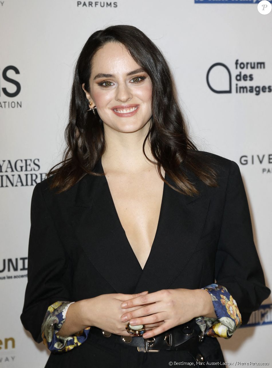 Noémie Merlant au photocall de la 28ème Cérémonie des Lumières de la ...