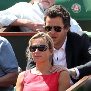 Anne-Sophie Lapix et son mari Arthur Sadoun aux internationaux de France de Roland Garros en 2011