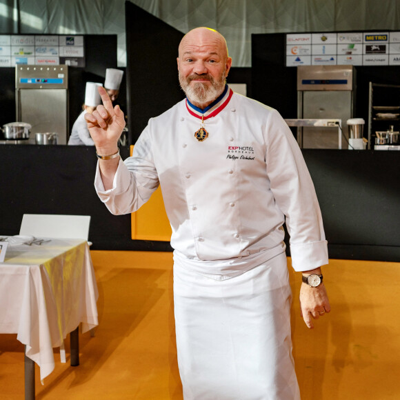Exclusif - Philippe Etchebest préside le salon français de la restauration "Expotel" à Bordeaux. Il dirige aussi la journée des chefs et sa compétion regroupant 22 Etoiles sur l'évènement, le 25 Novembre 2019. © Patrick Bernard/ Bestimage