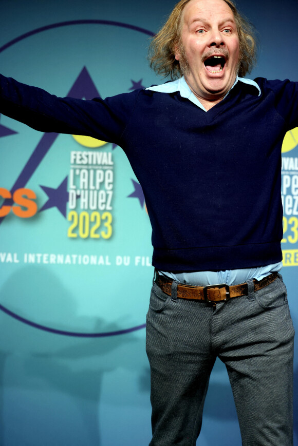 Philippe Katerine - 26e édition du Festival international du film de comédie de l'Alpe d'Huez, le 17 janvier 2023. © Dominique Jacovides / Bestimage