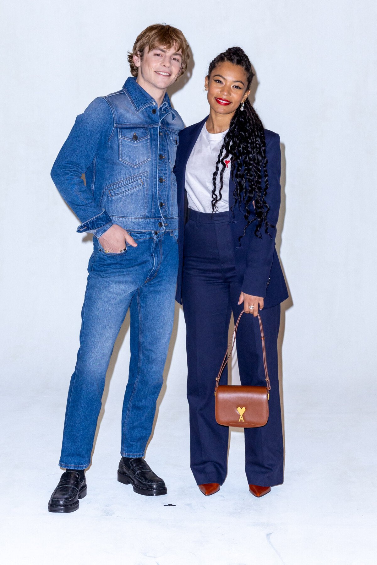 Photo Ross Lynch et Jaz Sinclair Photocall du défilé de mode Hommes "AMI" prêtàporter