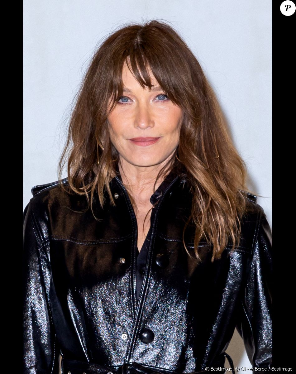 Carla Bruni - Photocall du défilé de mode Hommes "AMI" prêt-à-porter automne-hiver 2023/2024 lors de la fashion week de Paris. Le 19 janvier 2023 © Olivier Borde / Bestimage