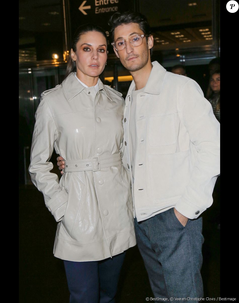 Natasha Andrews et son compagnon Pierre Niney - Arrivées au défilé de mode Hommes "AMI" prêt-à-porter automne-hiver 2023/2024 lors de la fashion week de Paris. Le 19 janvier 2023 © Veeren-Christophe Clovis / Bestimage