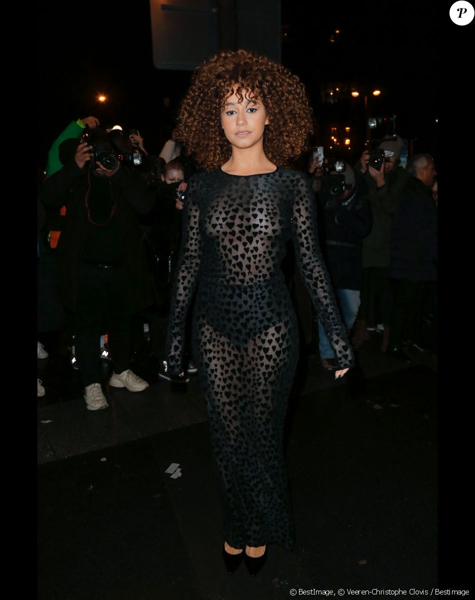 Léna Situations (Léna Mahfouf) - Arrivées au défilé de mode Hommes "AMI" prêt-à-porter automne-hiver 2023/2024 lors de la fashion week de Paris. Le 19 janvier 2023 © Veeren-Christophe Clovis / Bestimage