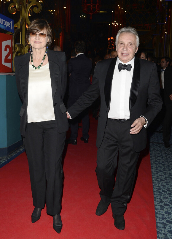 Michel Sardou et sa femme Anne-Marie Périer - La 26e nuit des Molières aux Folies Bergère à Paris, le 2 juin 2014. 