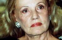 "Elle m'a jeté un regard assassin" : Jeanne Moreau en couple avec une star de la chanson, il a été marqué à jamais