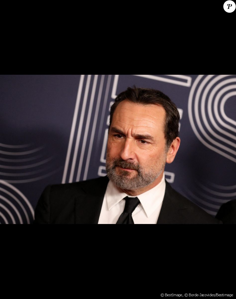 Gilles Lellouche - Photocall de la 47ème édition de la cérémonie des César à l'Olympia à Paris, le 25 février 2022. © Borde-Jacovides/Bestimage