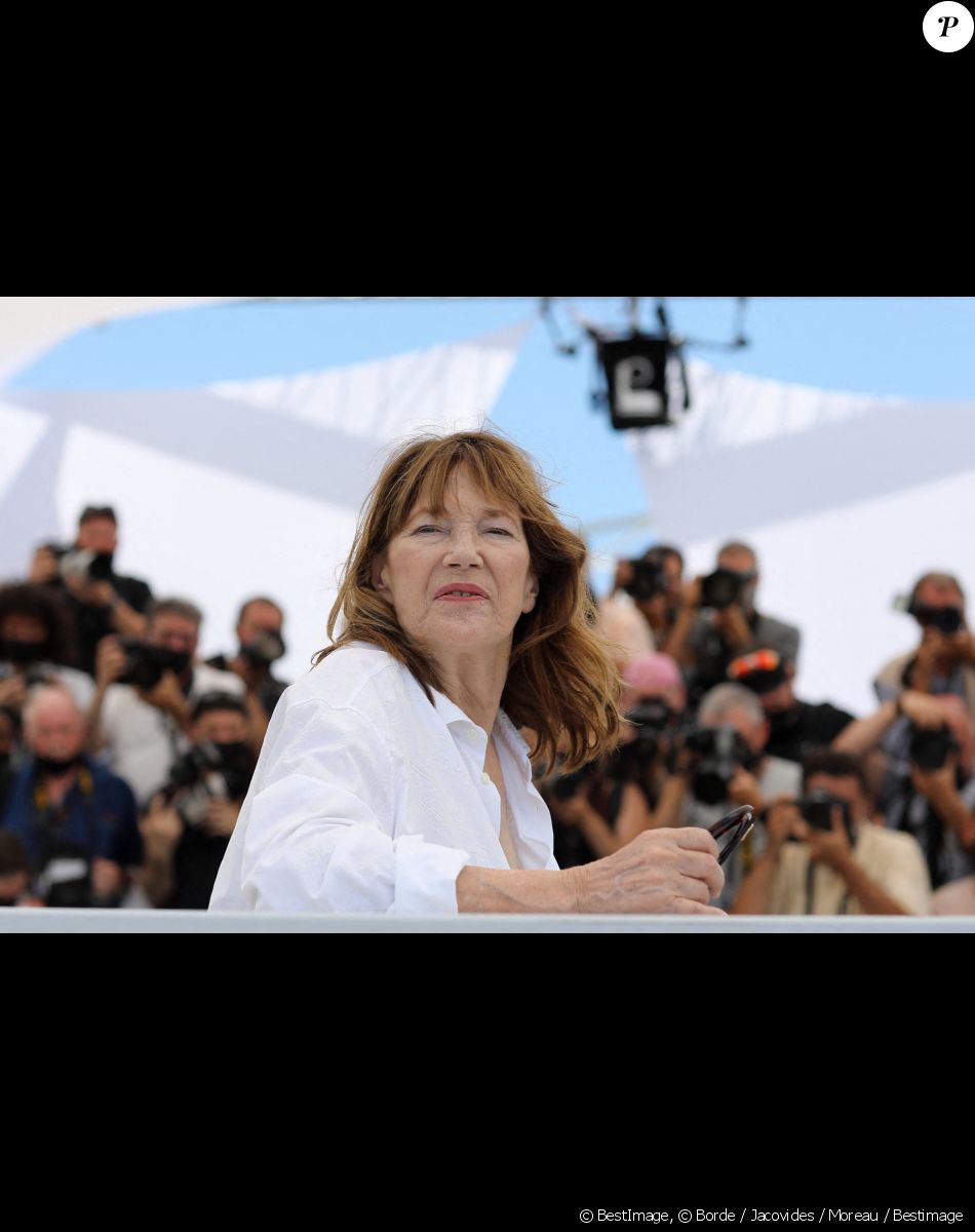 Jane Birkin (habillée en Celine) au photocall du film Jane par Charlotte (Cannes première) lors du 74ème festival international du film de Cannes le 8 juillet 2021 © Borde / Jacovides / Moreau / Bestimage