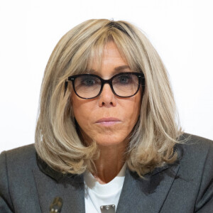 La Première dame, Brigitte Macron au lancement du Laboratoire pour la protection de l'enfance en ligne au palais de l'Elysée à Paris, France, le 10 novembre 2022. © Jacques Witt/Pool/Bestimage 